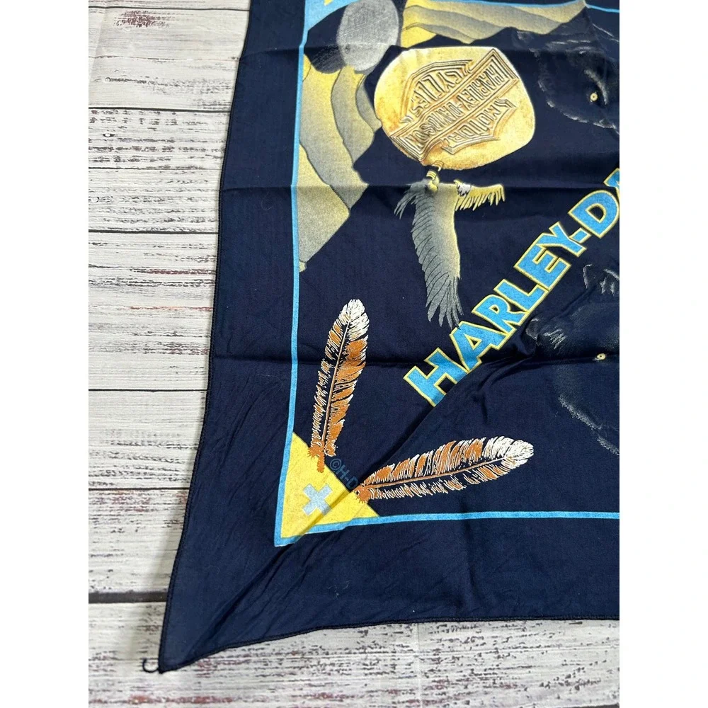 Vintage Harley Davidson Bandana Blue Eagle Wolf Feather Graphic Print